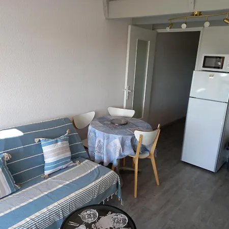 Apartment La Baleine Rose, T2 Vue Degagee Sur Le Centre Port *