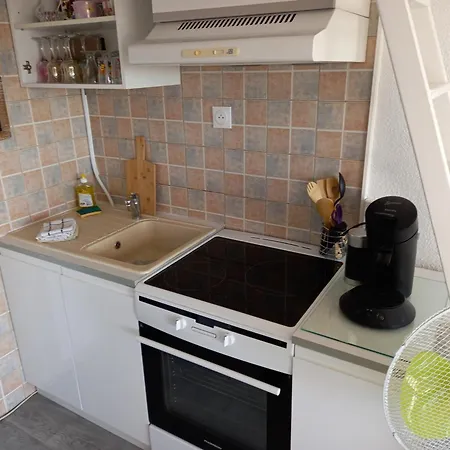 Apartment La Baleine Rose, T2 Vue Degagee Sur Le Centre Port *